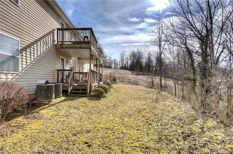 202 Overlook Dr, Spruce Pine, NC 28777 photo 15