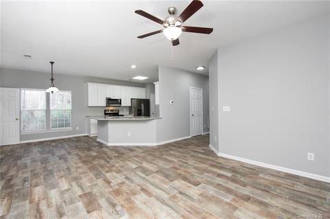 10245 Meadow Crossing Ln, Cornelius, NC 28031 photo 6