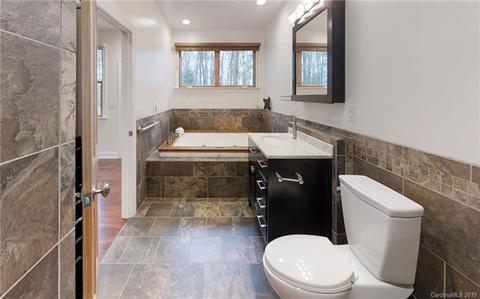 320 Bradenton Knl, Fletcher, NC 28732 photo 6