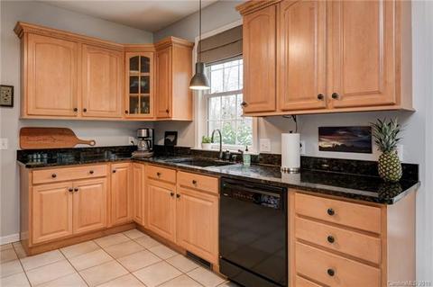 28 Corbran Dr, Fairview, NC 28730 photo 11