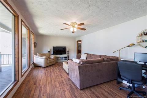 80 Pinecrest Rd, Mars Hill, NC 28754 photo 7
