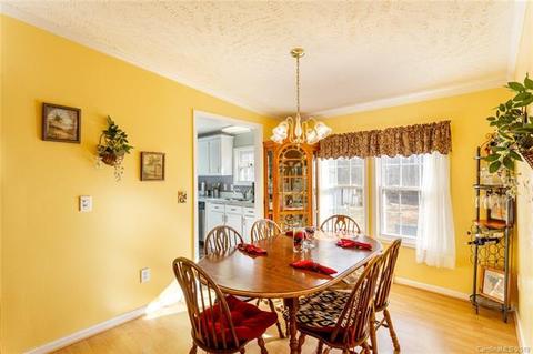 2577 12th Ave, Hickory, NC 28602 photo 9