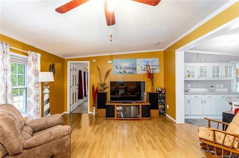 2577 12th Ave, Hickory, NC 28602 photo 6