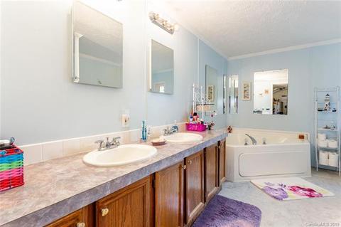 2577 12th Ave, Hickory, NC 28602 photo 21