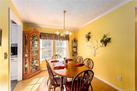 2577 12th Ave, Hickory, NC 28602 photo 8