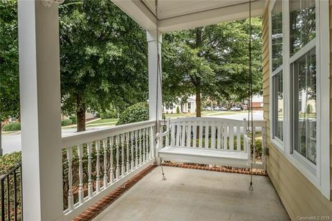 311 Davidson Gateway Dr, Davidson, NC 28036 photo 2