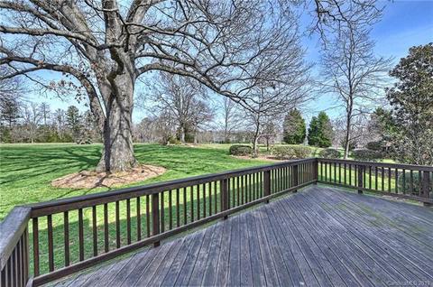 402 Castlestone Ln, Matthews, NC 28104 photo 33