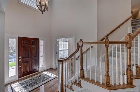 402 Castlestone Ln, Matthews, NC 28104 photo 3