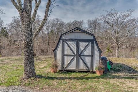 355 Big Level Rd, Mill Spring, NC 28756 photo 22