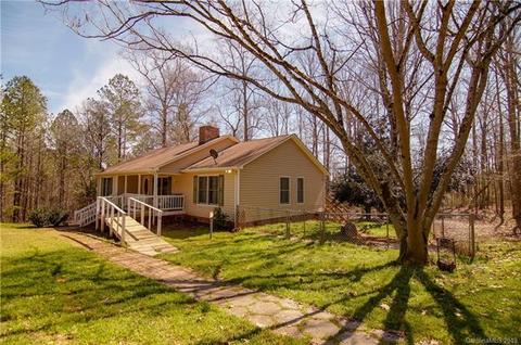 431 W Rebound Rd, Lancaster, SC 29720 photo 3