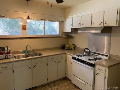 160 Clement Rd, Brevard, NC 28712 photo 3
