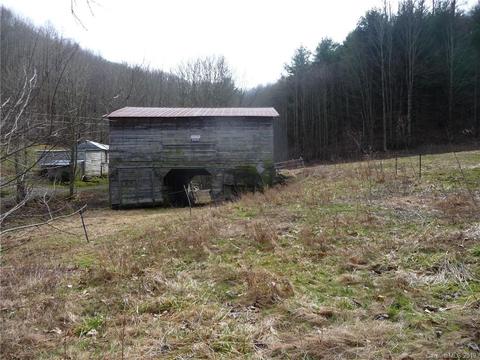 1272 N Fork Rd, Marshall, NC 28753 photo 5