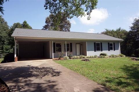 4652 Queens Rd, Hickory, NC 28602 photo 1