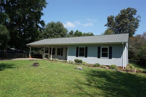 4652 Queens Rd, Hickory, NC 28602 photo 2