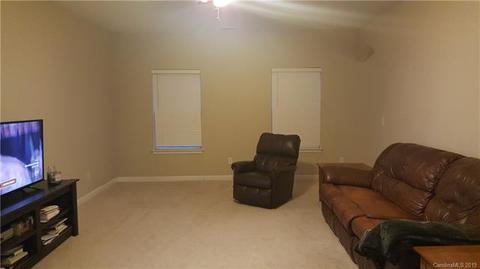 1421 Clark Pl, Lancaster, SC 29720 photo 3