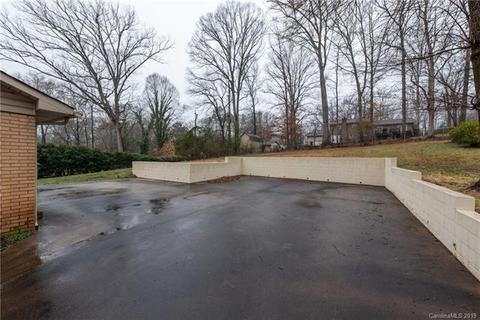 1118 W Edgemont Dr, Lancaster, SC 29720 photo 4