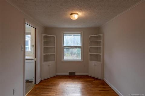 112 Second St, Black Mountain, NC 28711 photo 6