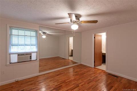 112 Second St, Black Mountain, NC 28711 photo 15