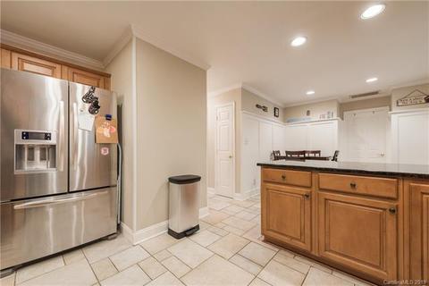 628 Walnut Point Dr, Matthews, NC 28105 photo 17