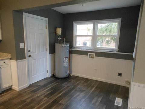 425 Isom St, Lancaster, SC 29720 photo 6
