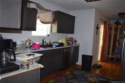 141 Powell Rd, Morganton, NC 28655 photo 3