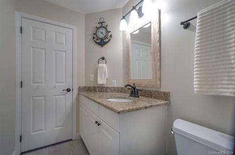 1133 Torrence Cir, Davidson, NC 28036 photo 11