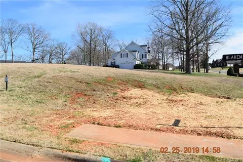110 Spring Forest Dr, Boiling Springs, NC 28017 photo 6