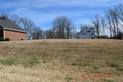 110 Spring Forest Dr, Boiling Springs, NC 28017 photo 7