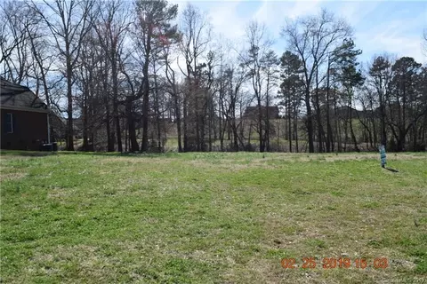 110 Spring Forest Dr, Boiling Springs, NC 28017 photo 8