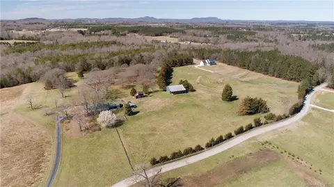 261 Currence Rd, Clover, SC 29710 photo 7
