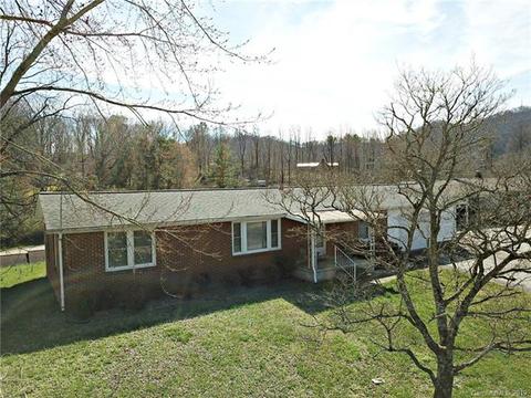 31 Astro Dr, Sylva, NC 28779 photo 2