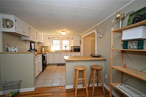31 Astro Dr, Sylva, NC 28779 photo 8