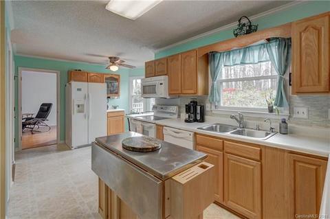 19900 Schooner Dr, Cornelius, NC 28031 photo 8