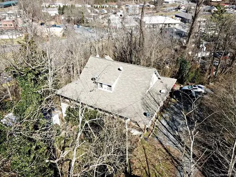 126 Ensley St, Sylva, NC 28779 photo 2