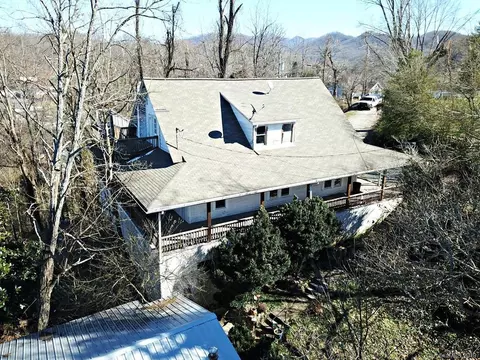 126 Ensley St, Sylva, NC 28779 photo 6
