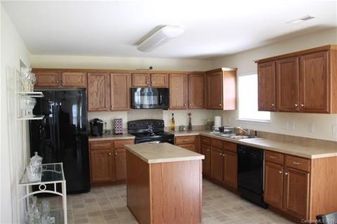3024 Twilight Ln, Monroe, NC 28110 photo 4