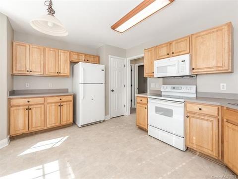 7200 Eagles Bend Ct, Stanley, NC 28164 photo 10