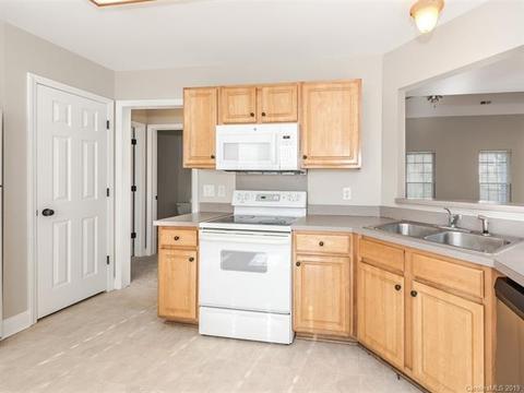 7200 Eagles Bend Ct, Stanley, NC 28164 photo 11