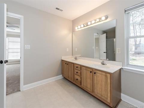 7200 Eagles Bend Ct, Stanley, NC 28164 photo 17