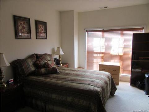 107 E Commons Dr, Morganton, NC 28655 photo 2