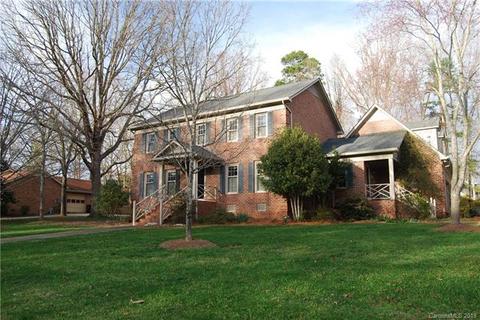1007 Oak Hill Dr, Monroe, NC 28112 photo 2