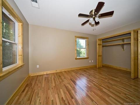 284 Dollar Ridge Rd, Sylva, NC 28779 photo 9