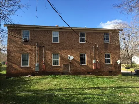 802 S Long St, Salisbury, NC 28144 photo 2