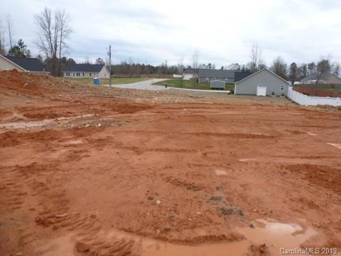 3205 Silver Fox Cir, Lancaster, SC 29720 photo 4