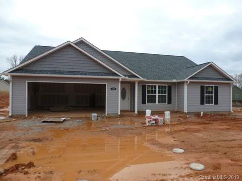3205 Silver Fox Cir, Lancaster, SC 29720 photo 2