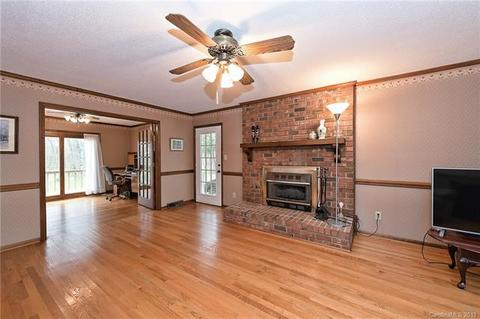 2218 Walnut Ln, Monroe, NC 28112 photo 4