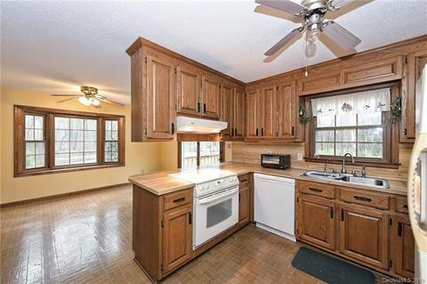 2218 Walnut Ln, Monroe, NC 28112 photo 11