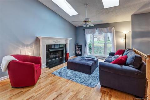 19 Pine Ridge Trl, Arden, NC 28704 photo 4