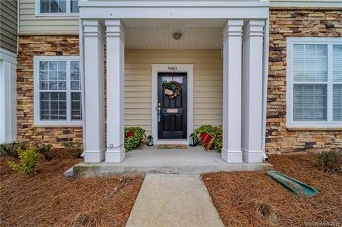 980 Copperstone Ln, Fort Mill, SC 29708 photo 3