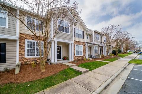 980 Copperstone Ln, Fort Mill, SC 29708 photo 2